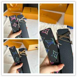Picture of Louis Vuitton Belts _SKUfw154015335fw